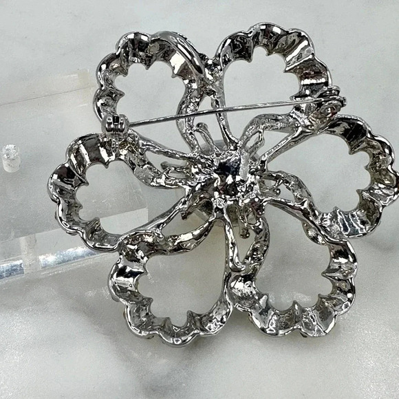 Big Y&J Signed Pearl Rhinestone Flower Brooch Pin Pendant AB Iridescent Retro - Picture 6 of 11
